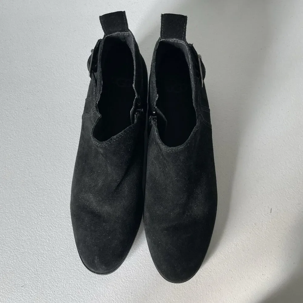 UGG Kelsea Ankle Booties Boots Shoes Black Leather Suede Buckle Women's Size 8.5